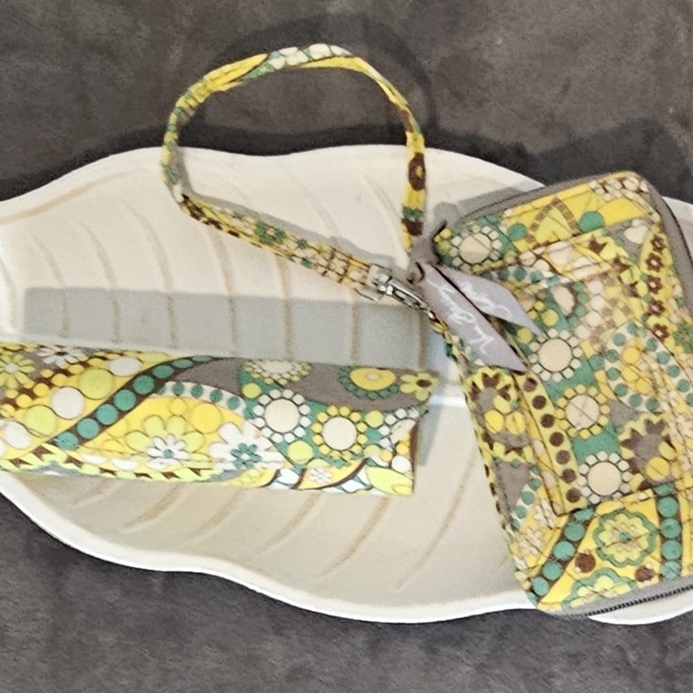 *EUC 2 Piece* Vera Bradley Yellow and Green Floral Set